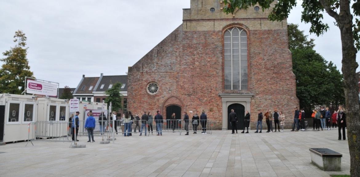 Polsbandjes en ‘testen voor toegang’ op Markt