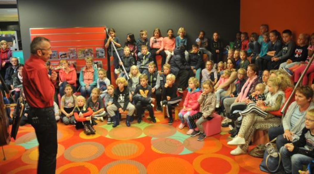 Kinderboekenweek start in Dokkum met voorstelling