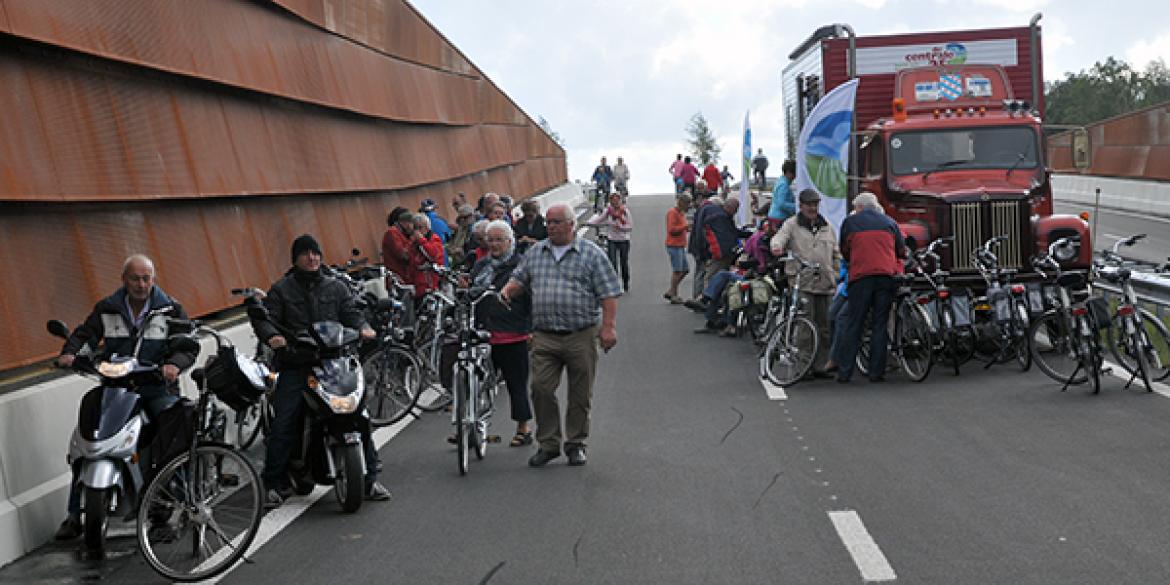 Meer wandelaars tijdens sportevenement Centrale As