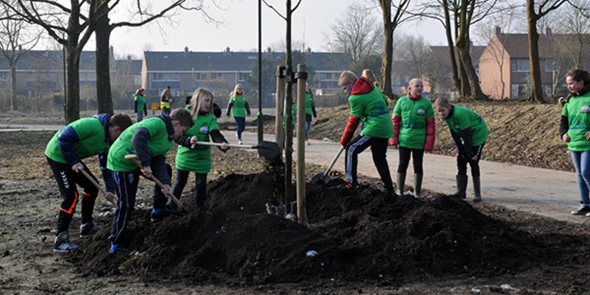 Boomplantdag in Dokkum van start in Fonteinspark