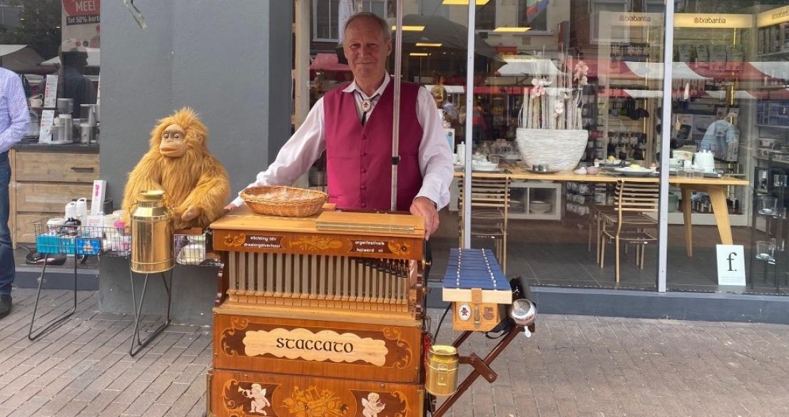 Cor Anjema stopt na 38 jaar met draaiorgel