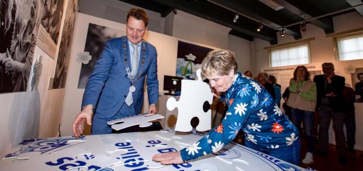 Nieuwe expositie museum Dokkum: Alzheimer draag je samen