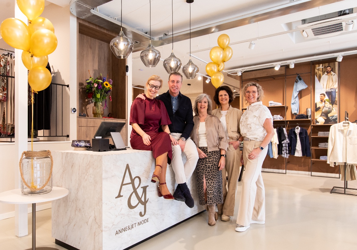 Anne & Jet Mode opent deuren in Dokkum