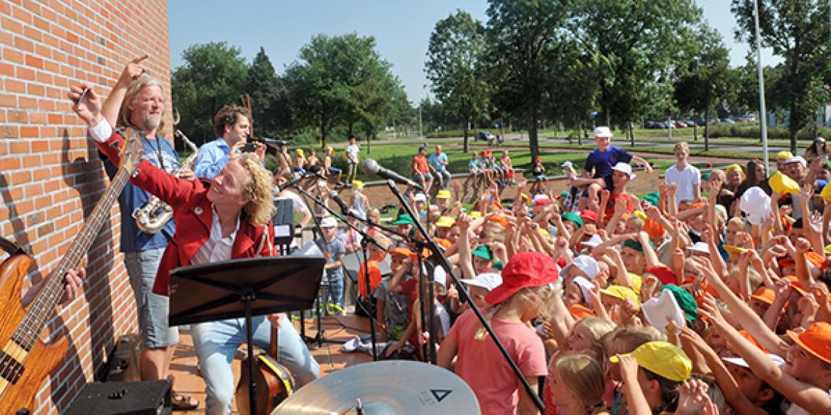 Eerste cultuurdag bij Opus 3 afgesloten met JelleB