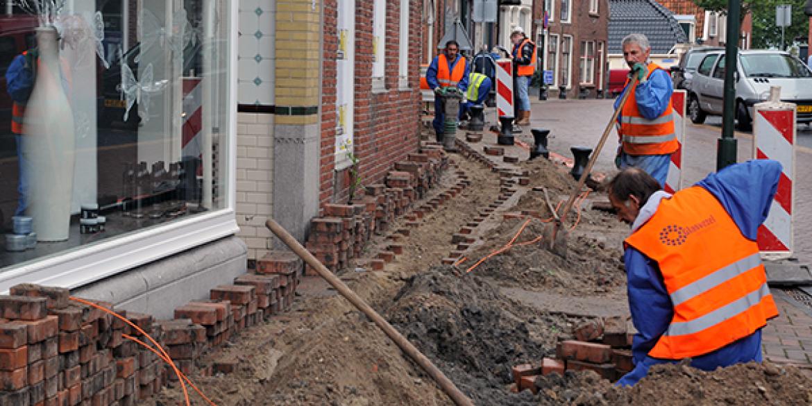 Ook aanleg van glasvezel in binnenstad gestart