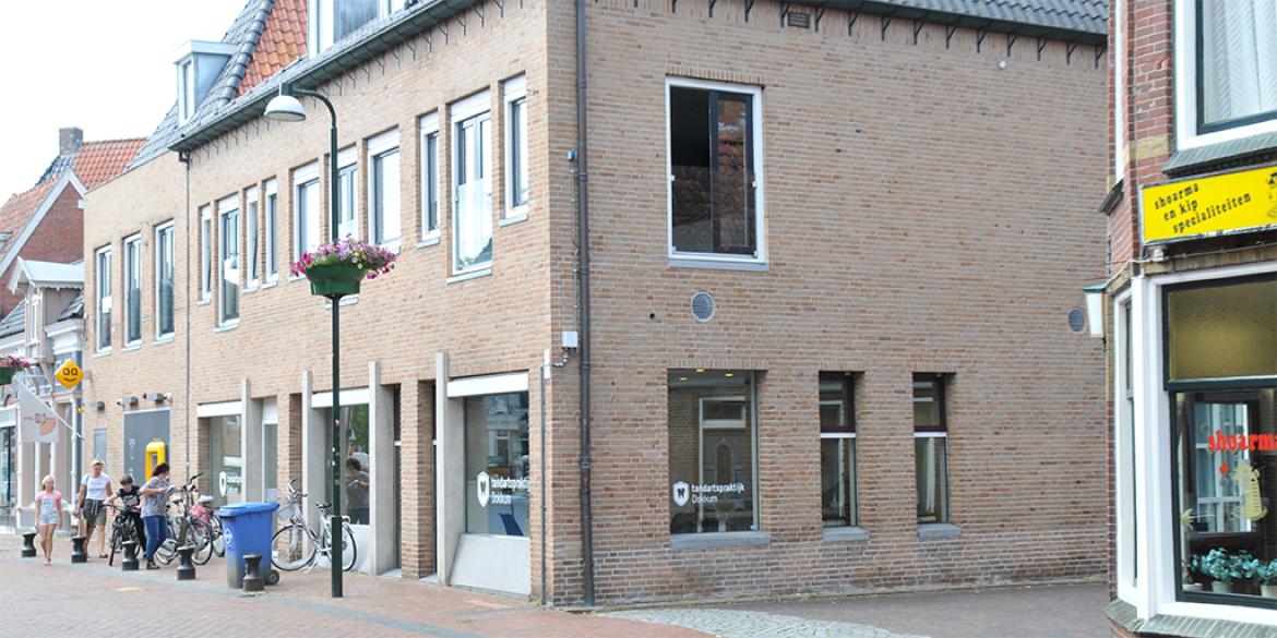 Tandartsen verhuisd naar voormalig bankgebouw