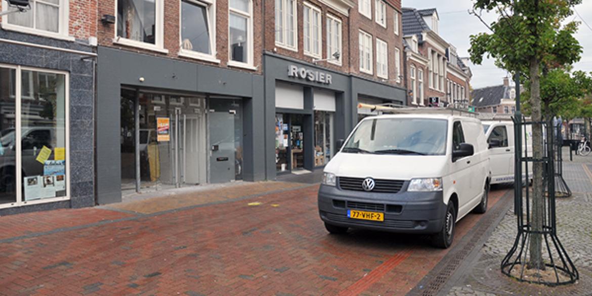 T-mobile opent winkel op Grote Breedstraat