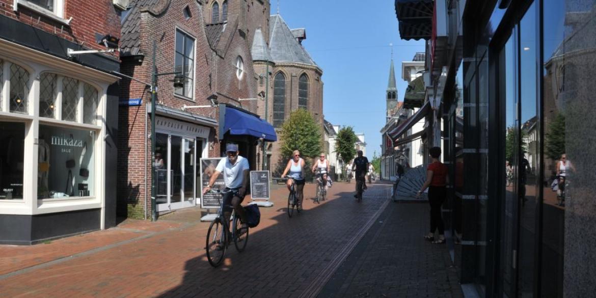 Doorkomst 11-steden Fiets Vijfdaagse in Dokkum