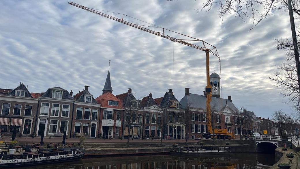 Stormschade binnenstad Dokkum weer gerepareerd