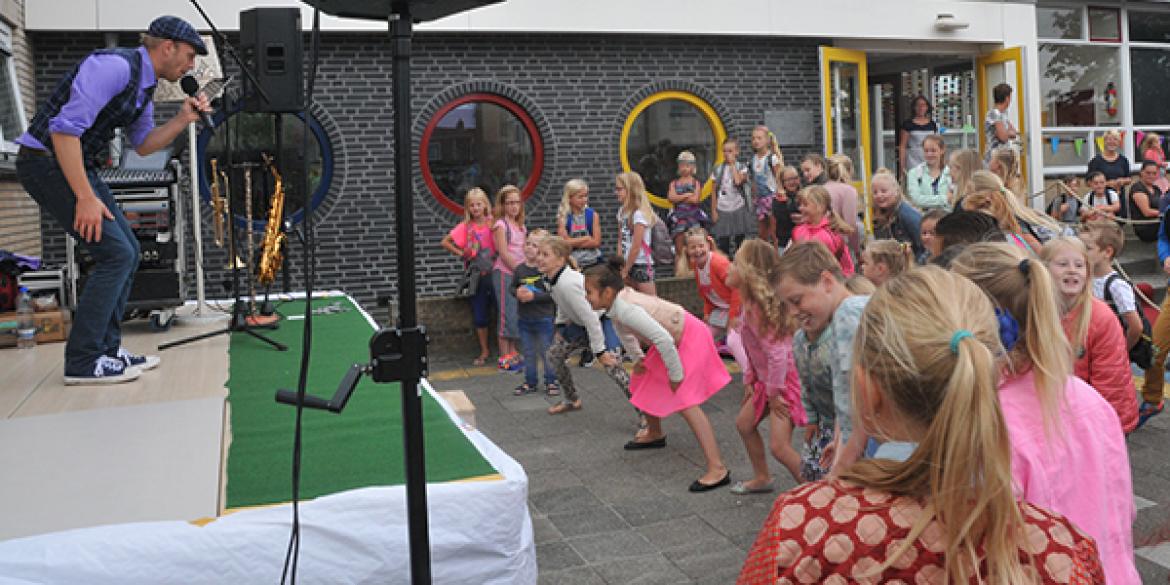 Regenboog start schooljaar met nieuw concept