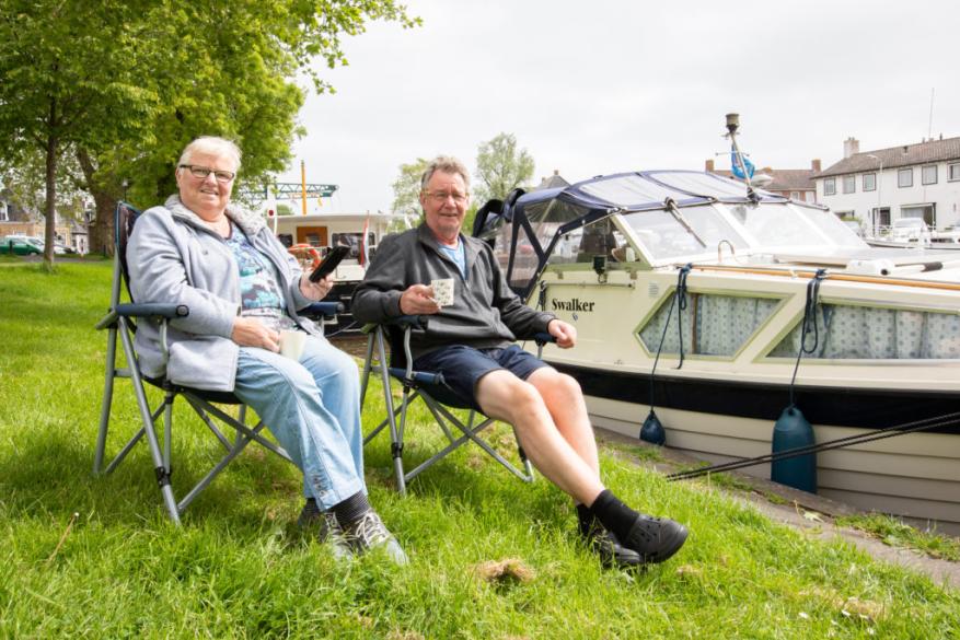 Zomergasten: Henk en Willemien varen ieder jaar naar Dokkum