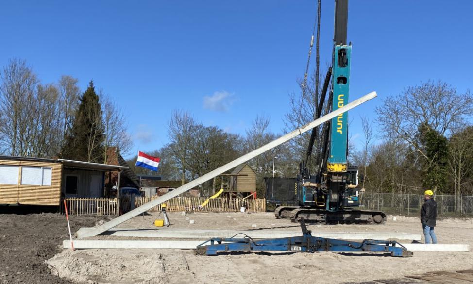 Eerste palen voor nieuwbouw Bonte Hont