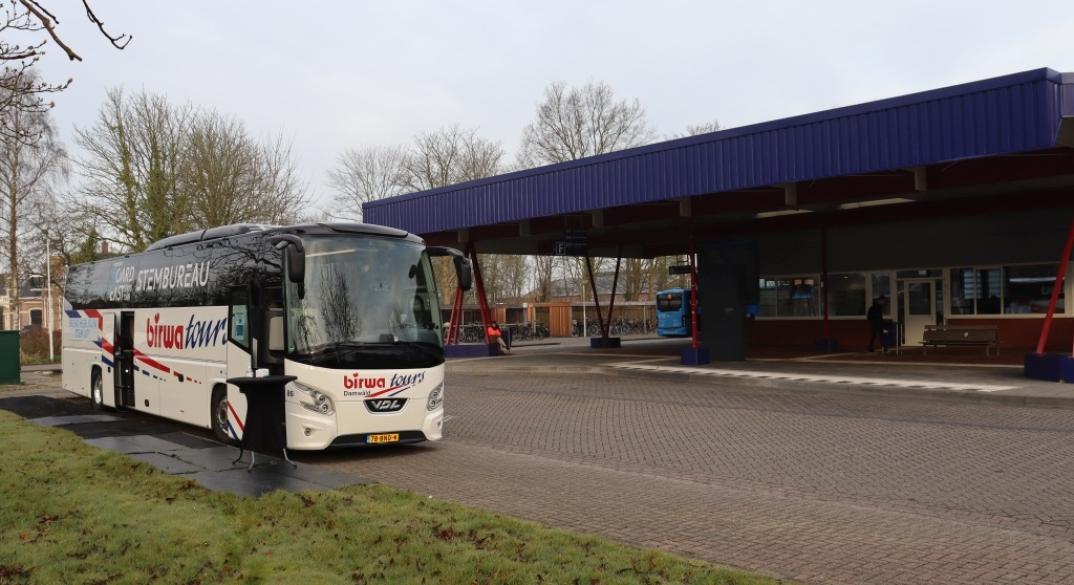 Mobiel stembureau in Dokkum aangekomen