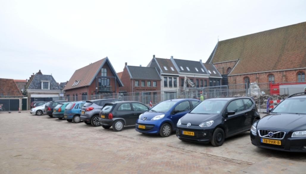 Parkeren op de Markt in Dokkum weer mogelijk