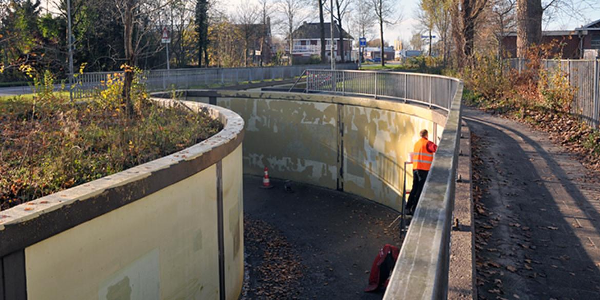 Opknappen tunnel Aalsumerweg in volle gang