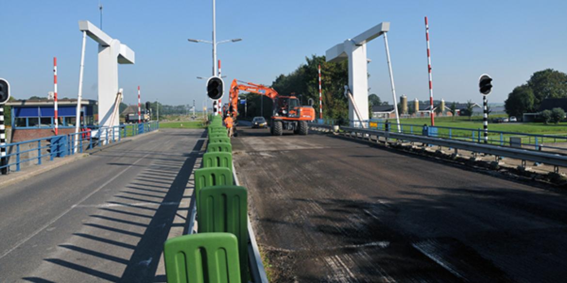 Werkzaamheden Lauwersseewei liggen op schema