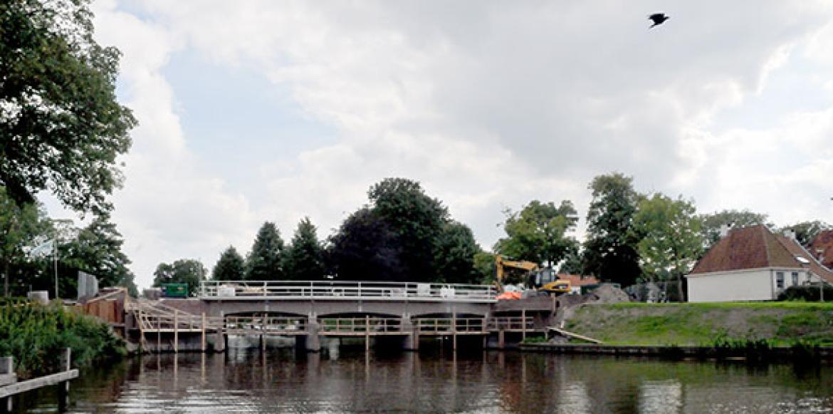 Ook in bouwvak werkzaamheden aan Halvemaanspoortbrug