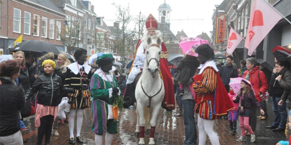 Landelijke intocht Sinterklaas in Dokkum