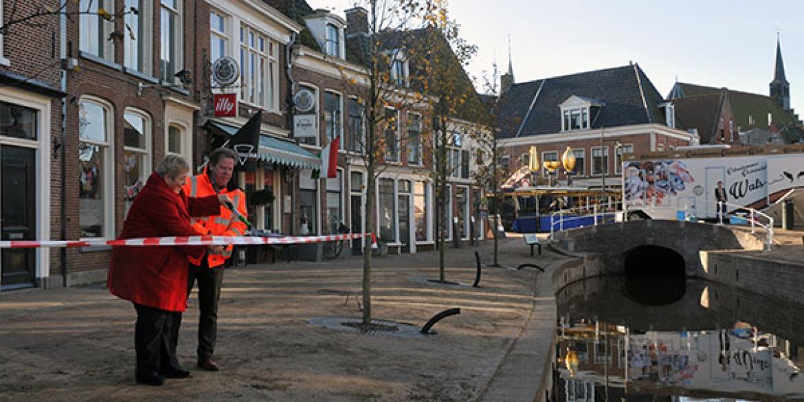 Lint geknipt bij officiële oplevering Koornmarkt