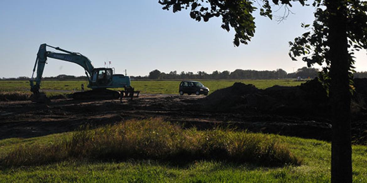 Aanleggen lichtwal bij Dokkum in volle gang