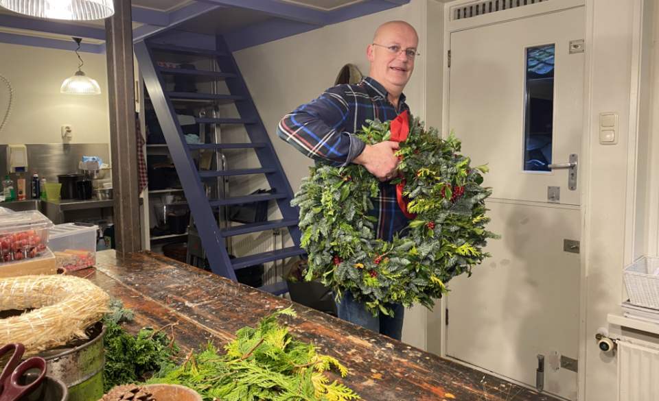 Na veertig jaar stopt Diedrich Hoogstra met Anemoon Bloemen