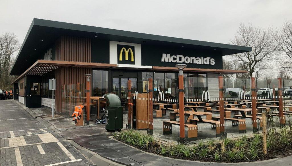 McDonald's Dokkum maandag 13 december opgeleverd