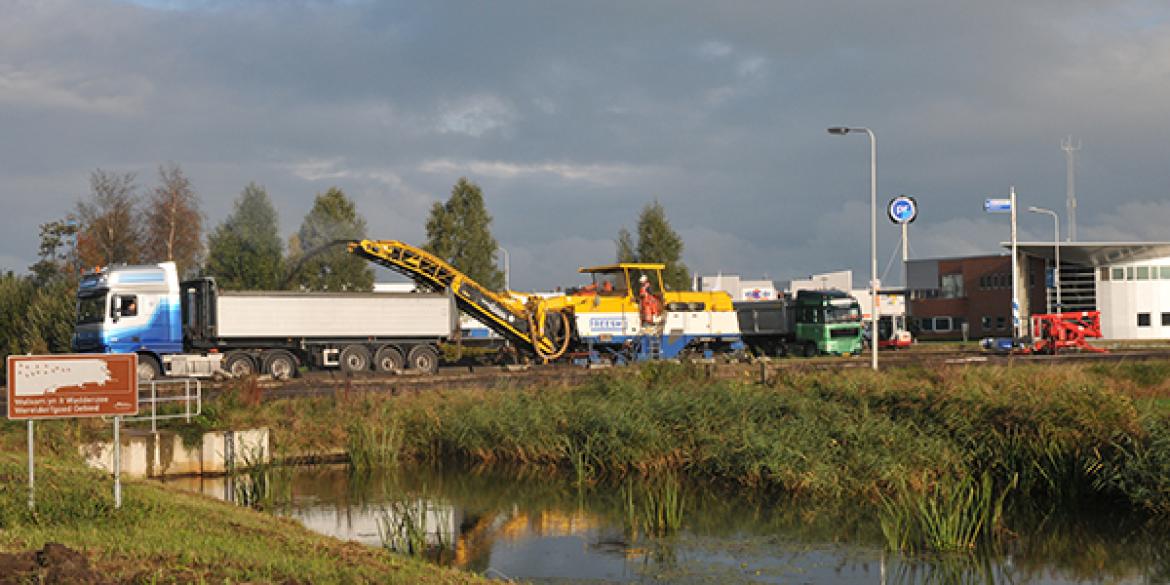 Werkzaamheden aan nieuwe kluifrotonde in volle gang