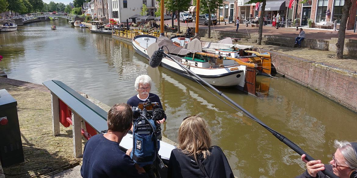 Omroep Max naar Dokkum voor skûtsje