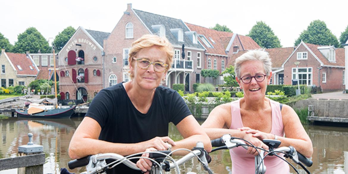 Zomergasten: twee fitte zussen op de fiets