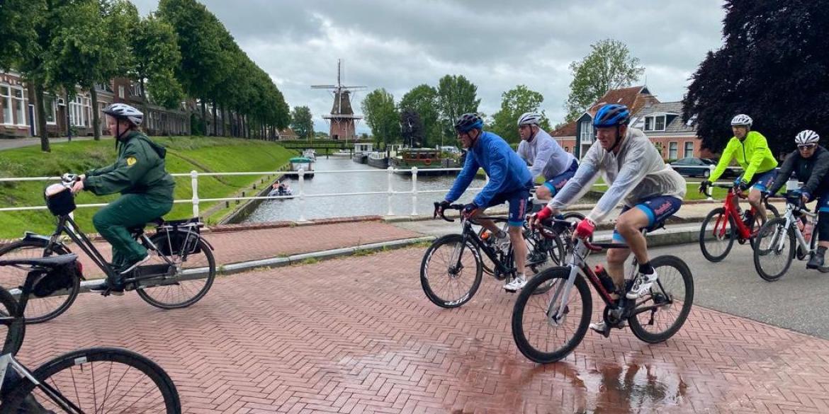 Gezellige Fietselfstedentocht ondanks mindere weer