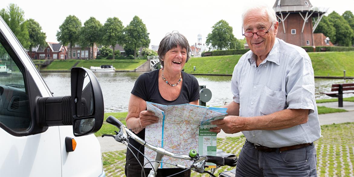 Zomergasten: met camper en reisdagboek het land door