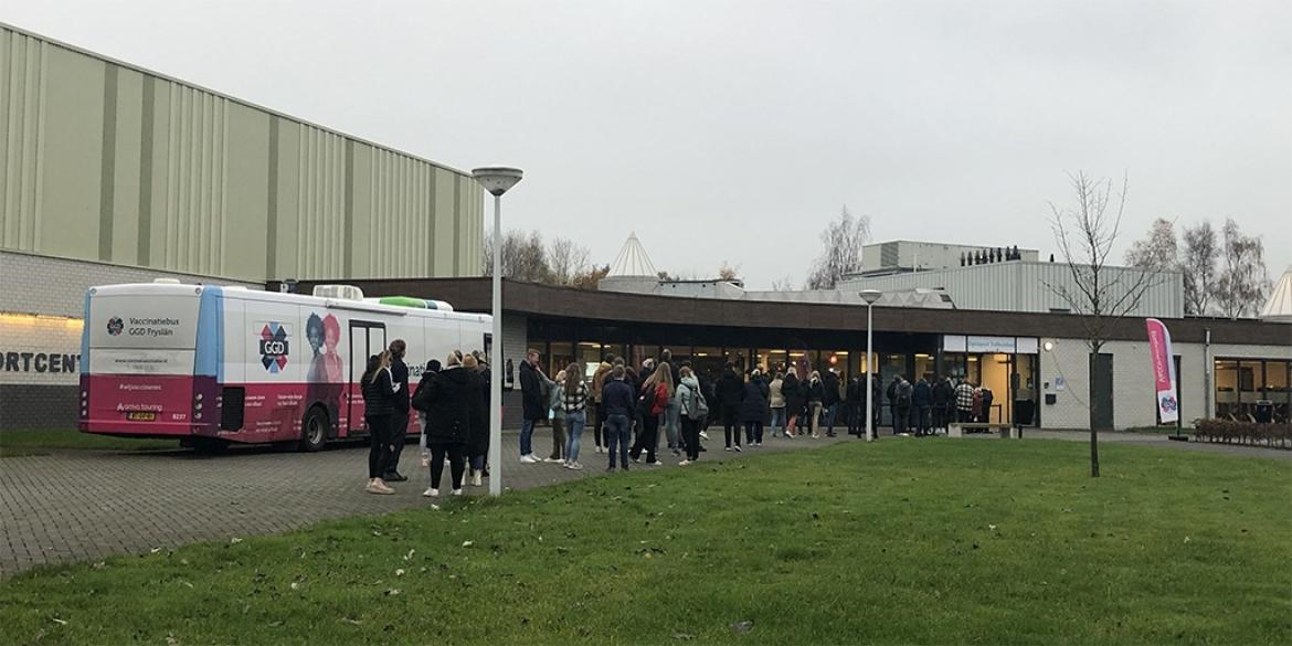 Record aantal prikken tegen corona gezet in Dokkum