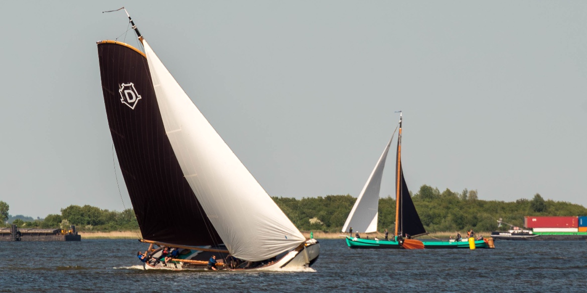 Willem Kramer nieuwe schipper van het Dokkumer wedstrijdskûtsje Ebenhaëzer