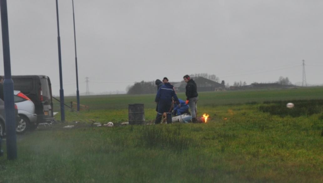 Knallend het oude jaar uit in Dokkum