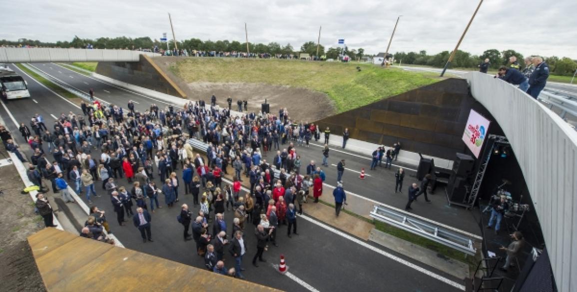 Dokkum viert opening hele Centrale As volop mee