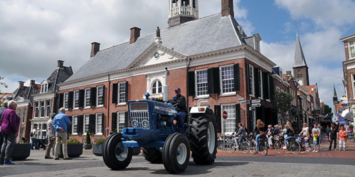 Trekkerelfstedentocht door historische binnenstad