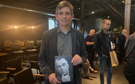 Nieuw boek over Dokkumer verzetsheld Piet Oberman verschenen