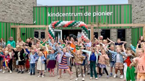 Feestelijke opening Kindcentrum De Pionier in Dokkum