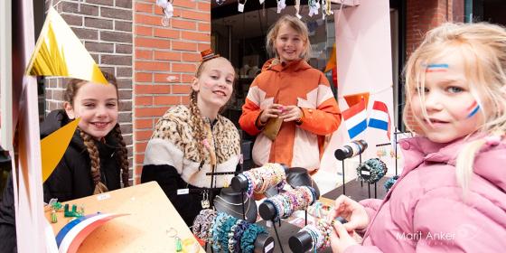 Koningsdag 2024 in Dokkum weer buitengewoon gezellig