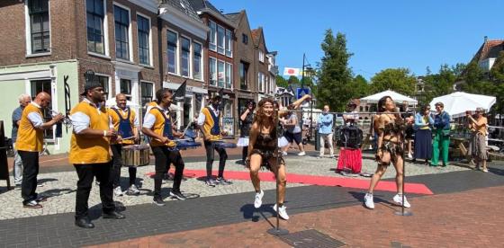 Straatfestival Van der Gang zorgt voor gezellige drukte in binnenstad